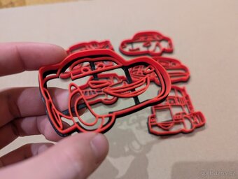 Vykrajovátka auta - 2