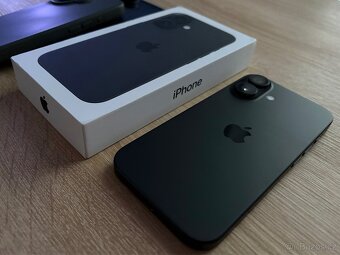 Apple iPhone 16 256gb Black - 2