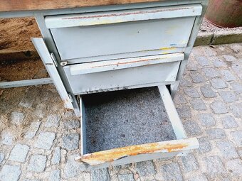 Ponk tovární výroby - 2