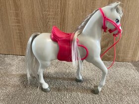 Barbie kůň - 2