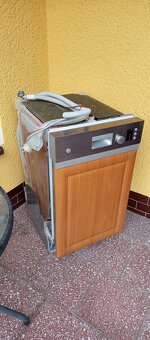 Myčka vestavná Bosch 45 cm - 2