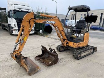 Prodám CASE CX17b - 2