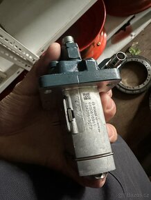 Vstřikovací čerpadlo Bosch NP-PFR3M - 2