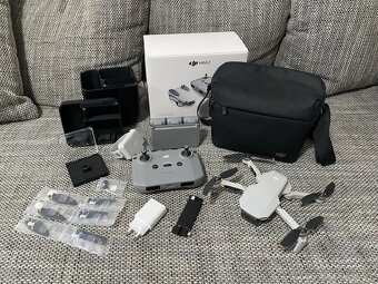 Dron DJI Mini 2 Fly More Combo 4K kamera + taška + 3D t - 2