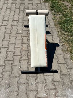 šikmá lavice na cvičení - 2