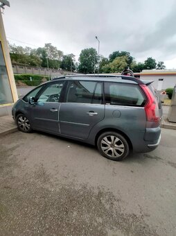 Citroen Xsara Picasso C4 sedmimístné - 2