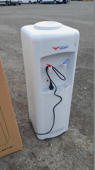Nové , Výdejník vody - Aquamat Asistent HC-12L - 2