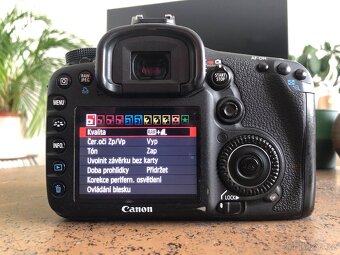 Canon 7D - 2