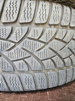 235/40R19 96V XL SP Winter Sport 3D RO1 DUNLOP - 2