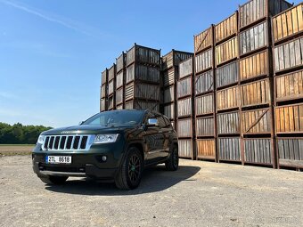 Jeep Grand Cherokee 5.7 HEMI LPG - 2