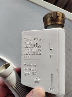 Samostatně stojící myčka zn. BOSCH - 2