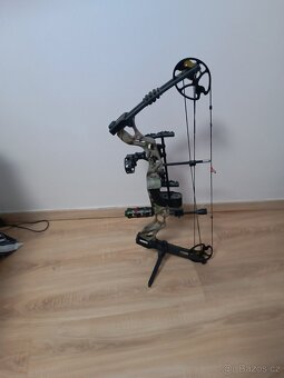 Luk kladkový lovecký - 2