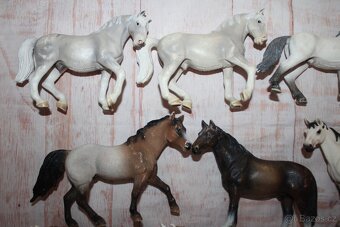 Figurky koní Schleich V - 2