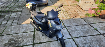 Aprilia Sportciti 200 ccm, 13,8 Kw - 2