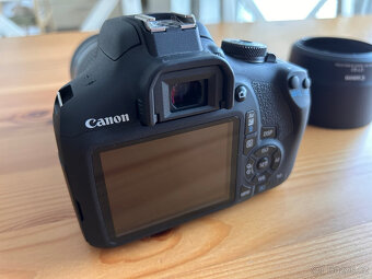 Canon EOS2000D + EF-S 18-55 mm IS II + EF-S 55-250 mm IS STM - 2