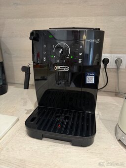 Kávovar De'Longhi Magnifica S - 2
