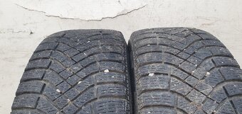 Zimní pneuPirelli 225/50R17 - 6 - 7mm - 2