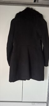 Dámský zimní kabát,elegantný,černý s odepínatelnou kožešinou - 2