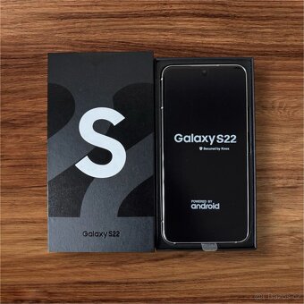 Prodám Samsung Galaxy S22 bílí - 2