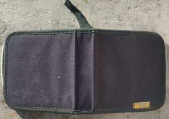 POŘADAČ NA CD/DVD/BLU-RAY SOLID - 2