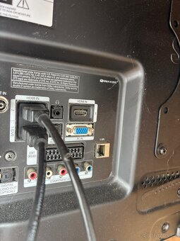 TV Samsung + settopbox - 2