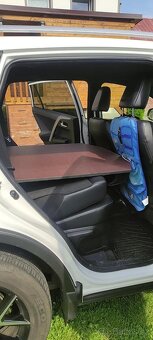 Postel Rav4 rok2017 - 2