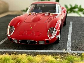 1:18 Ferrari 250 GTO - Red - Kyosho - 2