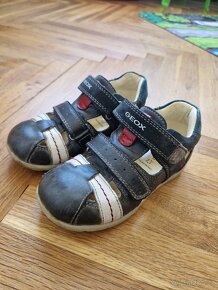 Dětské kožené sandály Geox vel.24 - 2