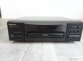 Technics Compact Disc Player SL-CH570 - 2