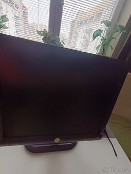 Monitor,klávesnice - 2