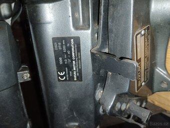 Prodám dvoutaktní motor Suzuki DT 15 + člun - 2