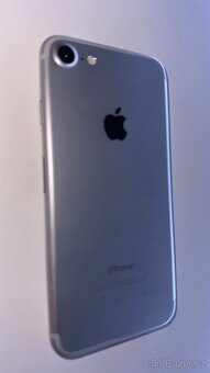 iPhone 7 - 2
