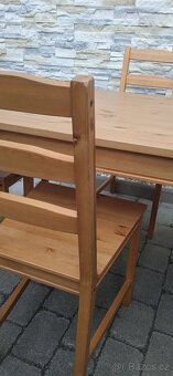 Jídelní dřevěný stůl+4 židle IKEA - 2