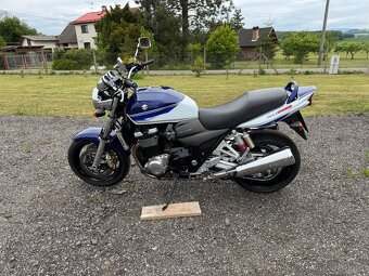 Suzuki GSX 1400 Krásná - 2