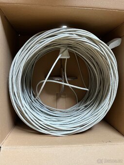 Datový kabel Belden UTP CAT.5E - 2