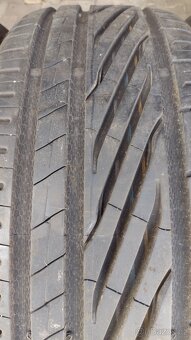 Letní pneu 225/55 R17 2x8,5mm + 2x7mm - 2