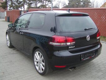 Volkswagen Golf VI 2.0TDi Highline, Výborný stav - 2