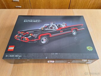 LEGO 76328 - BATMOBILE - 2