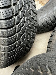 4x Zimní pneu Nokian 205/60 R16 92H 8mm - 2