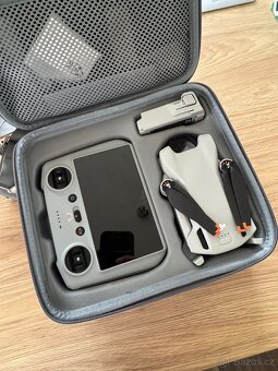 DJI Mini 3 – dron + náhradní baterie, záruka - 2