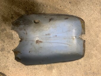 Prsa jawa pionýr - 2