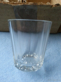 Skleničky lisované - 2
