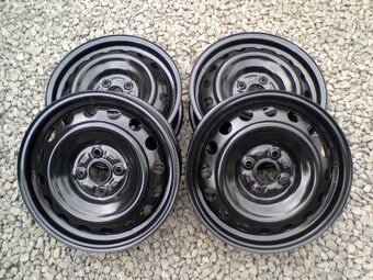 15 plechové disky Toyota IQ,Toyota Yaris III - 2