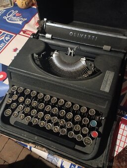 Stroj olivetti - 2