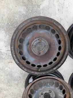 4x 15" plechové disky na Opel. - 2