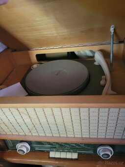 retro gramorádio - 2