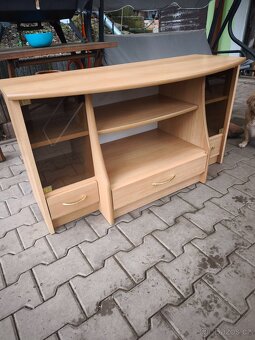 Stolek pod TV - 2