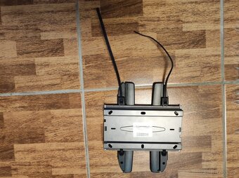 Držák televize - 2