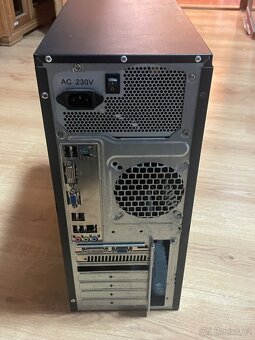 Parťák do kanclu - 2