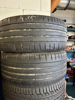 Pneu 235/35 R19 - 2 kusy - 2